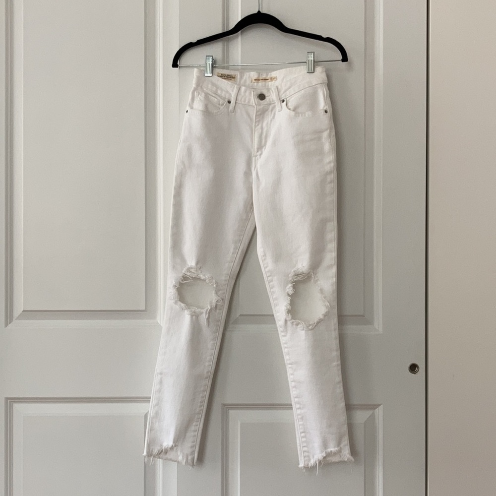 Levi’s 721 High Rise Skinny Jeans